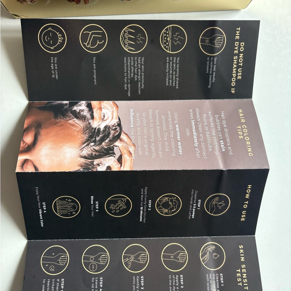 Polar- blonde hair dye shampoo